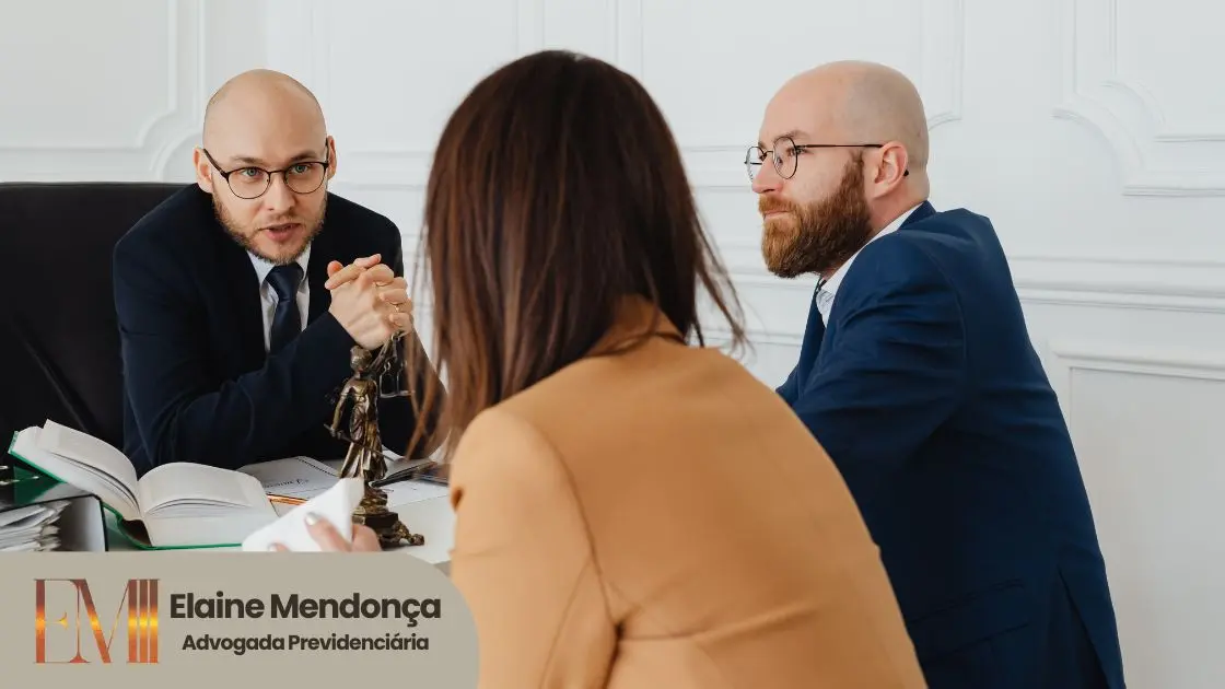 Advogado previdenciário especialista em salário maternidade: saiba quando contratar